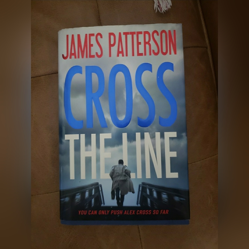James Patterson 'Cross the Line' Book